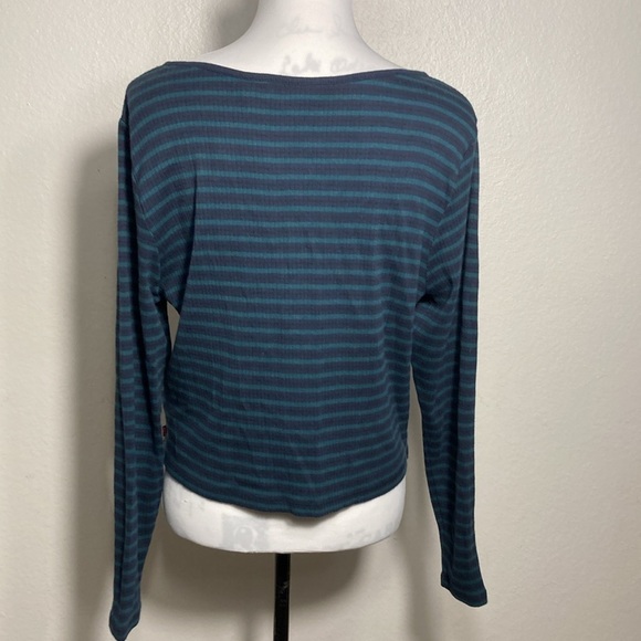 NWT Levi's Long Sleeve Britt Snap Front Top Size XL - Picture 2 of 5